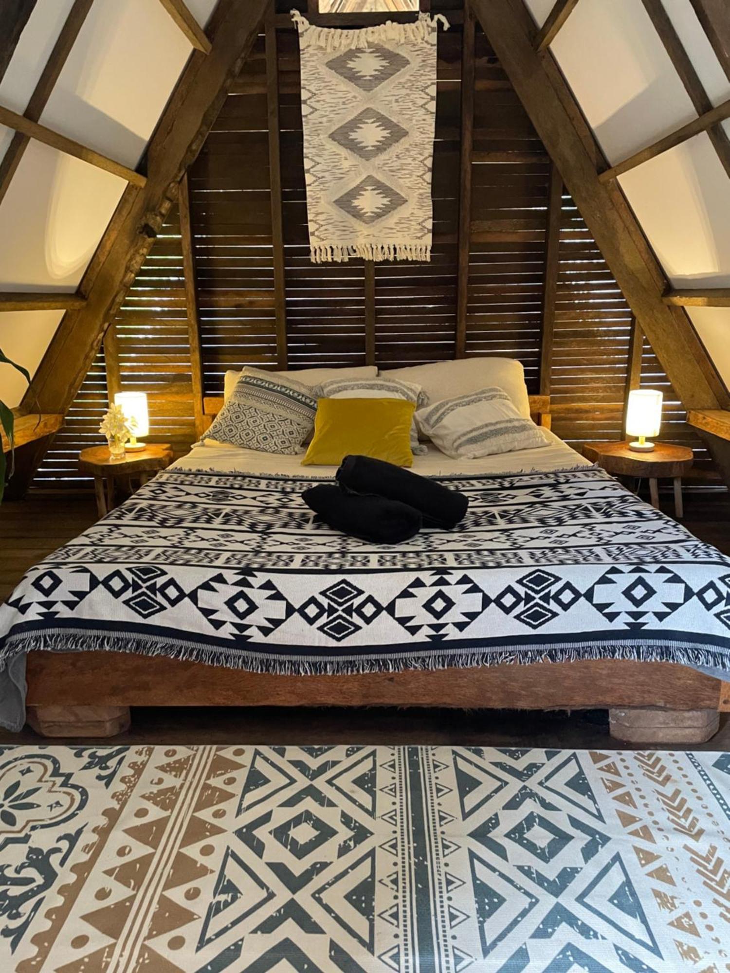 La Boheme Boutique Glamping Ξενοδοχείο General Luna  Εξωτερικό φωτογραφία